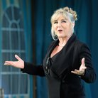 Lesley Garrett 